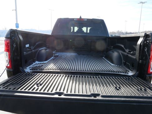 Used 2021 RAM 1500 Big Horn image 18