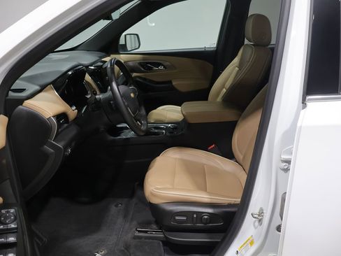 Used 2023 Chevrolet Traverse Premier w/ LPO, Floor Liner Package AWD/4WD image 12