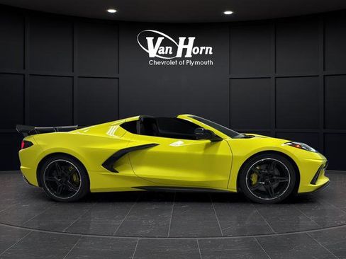 Used 2021 Chevrolet Corvette Stingray Premium Cpe w/ Z51 Performance Package RWD image 10