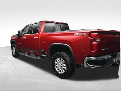 Used 2022 Chevrolet Silverado 3500 LTZ w/ LTZ Convenience Package AWD/4WD image 3