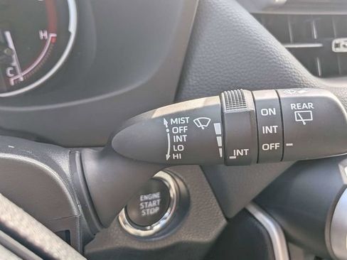 Used 2024 Toyota RAV4 XLE FWD image 27