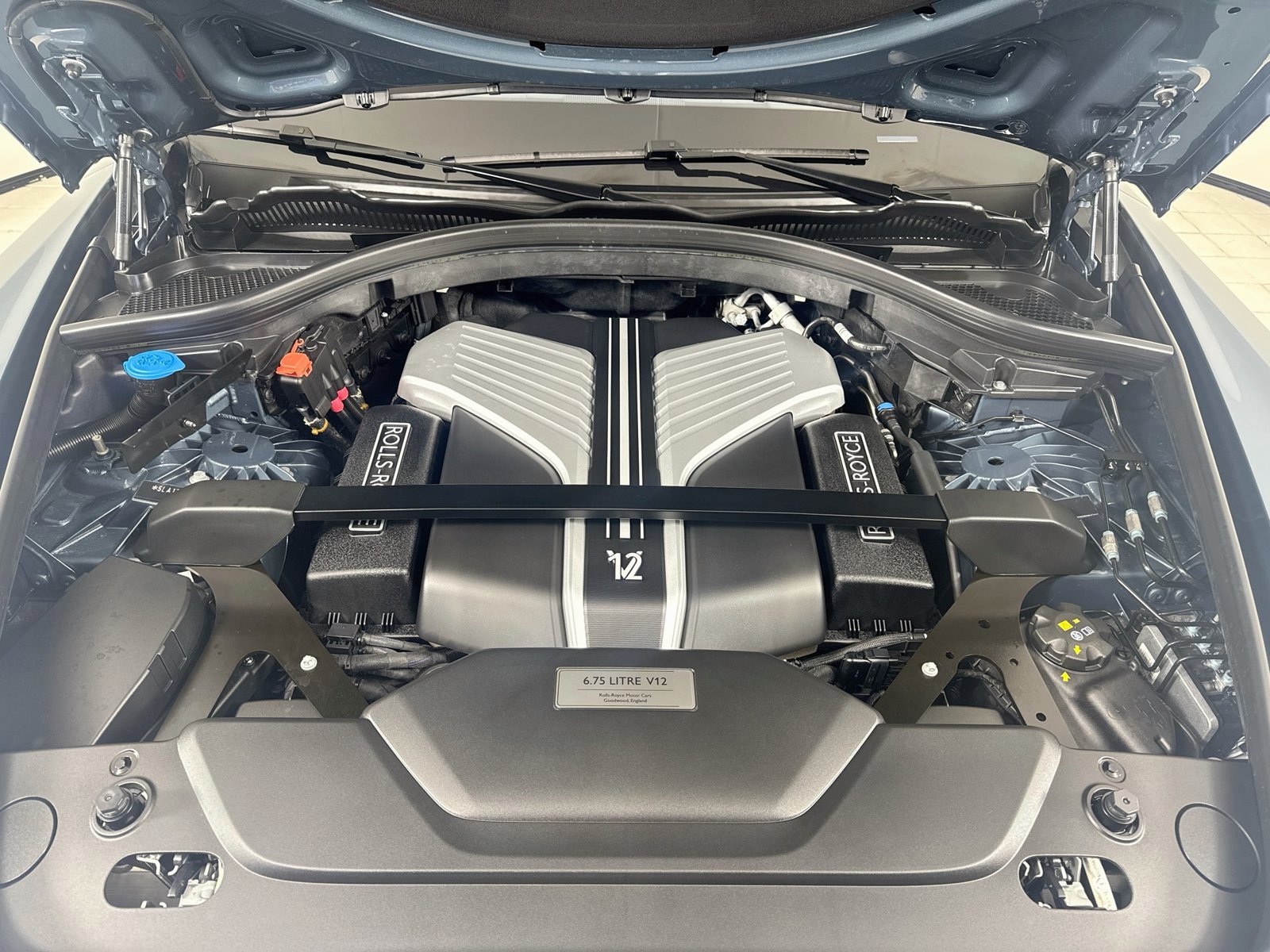 Certified 2026 Rolls-Royce Cullinan AWD/4WD image 30