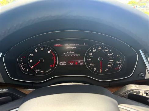 Used 2023 Audi Q5 2.0T Premium w/ Convenience Package AWD/4WD image 23
