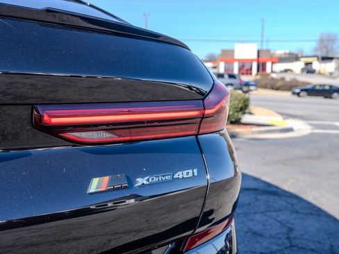 Used 2023 BMW X6 xDrive40i w/ M Sport Package image 28