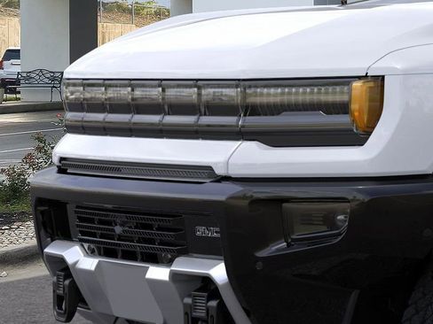 New 2026 GMC Hummer EV SUV AWD/4WD image 3