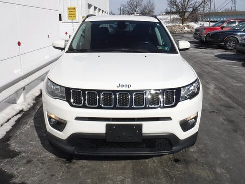 Used 2019 Jeep Compass Latitude w/ Cold Weather Group image 4