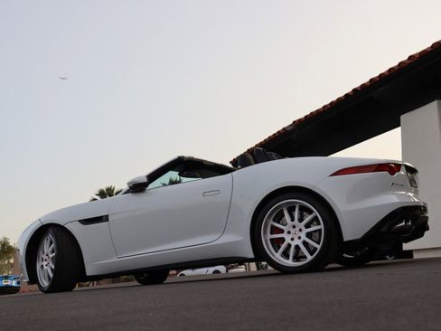 Used 2014 Jaguar F-TYPE S image 18