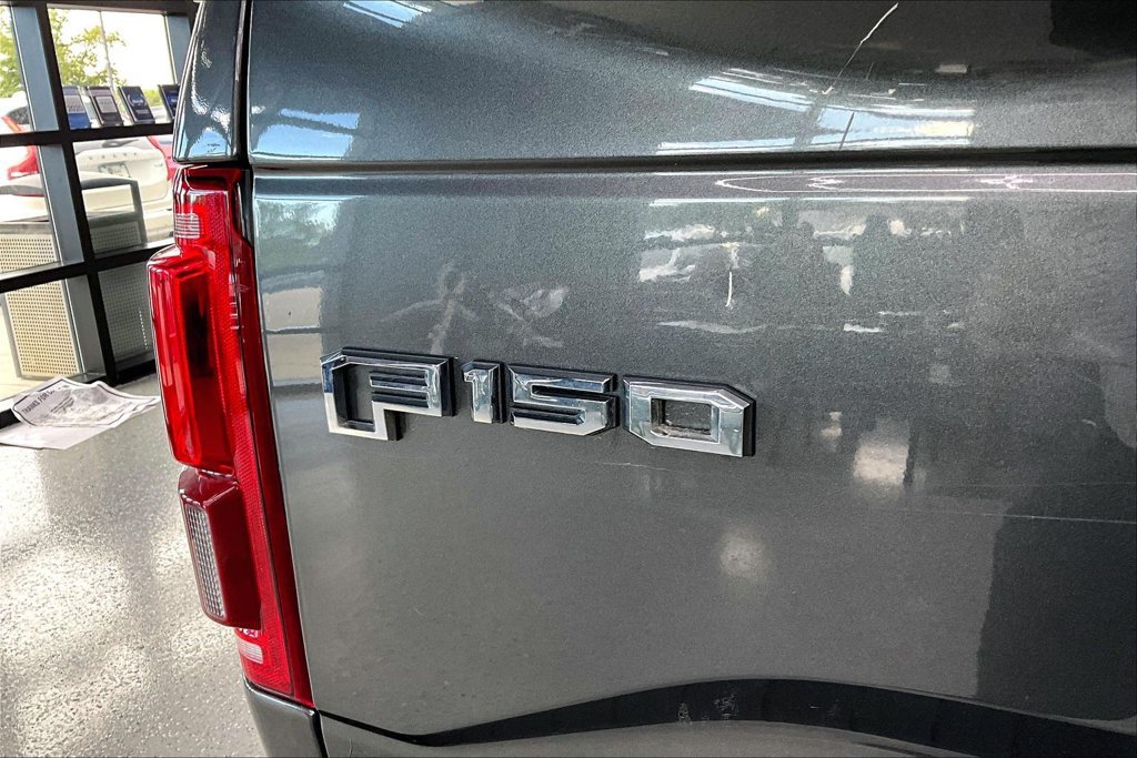 Used 2017 Ford F150 Lariat w/ Equipment Group 502A Luxury AWD/4WD image 24