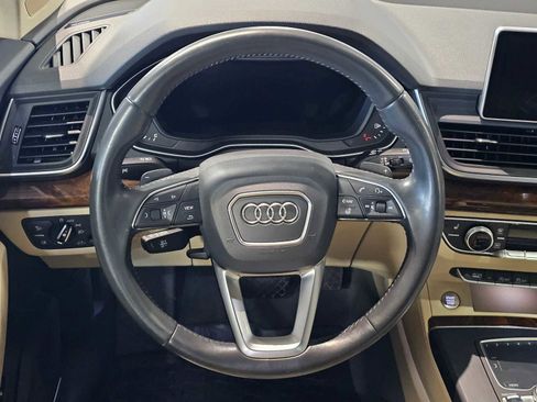 Used 2018 Audi Q5 2.0T Premium Plus w/ Premium Plus Package AWD/4WD image 21