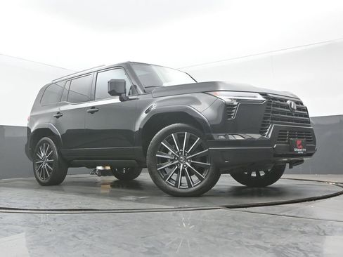 Used 2024 Lexus GX 550 w/ Accessory Package (Z1) AWD/4WD image 31