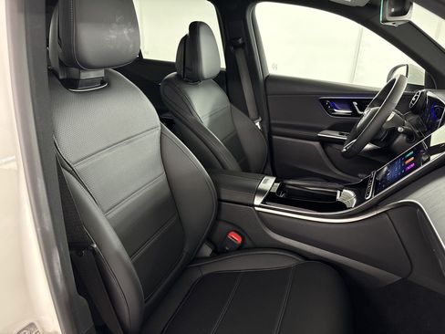 Certified 2026 Mercedes-Benz GLC 300 image 24