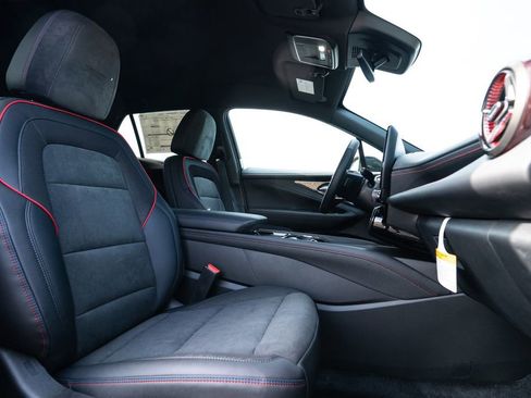 New 2026 Chevrolet Blazer EV RS image 14