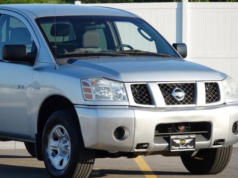 Used 2004 Nissan Titan XE w/ (PRF) Preferred Pkg AWD/4WD image 35