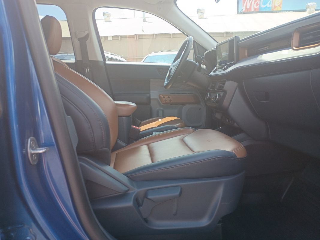 Used 2024 Ford Maverick Lariat w/ FX4 Off-Road Package AWD/4WD image 20