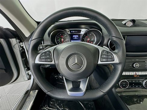 Used 2019 Mercedes-Benz SL 450 w/ Premium Package image 11