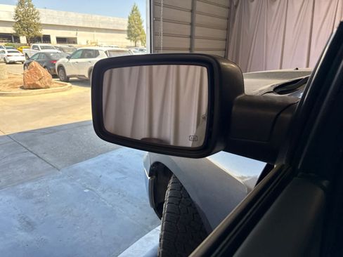 Used 2017 RAM 1500 Big Horn RWD image 20