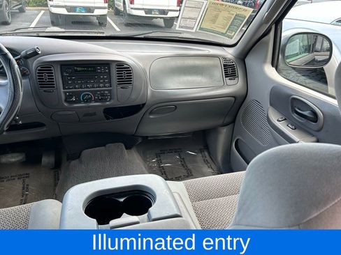 Used 2002 Ford F150 XLT RWD image 11