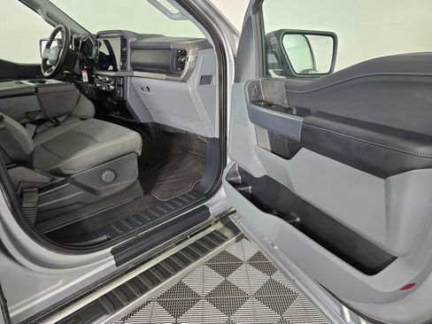 Used 2024 Ford F150 XLT w/ Tow/Haul Package image 39