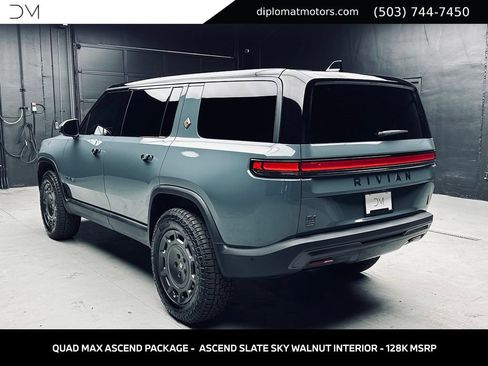 Used 2026 Rivian R1S Premium AWD/4WD image 4