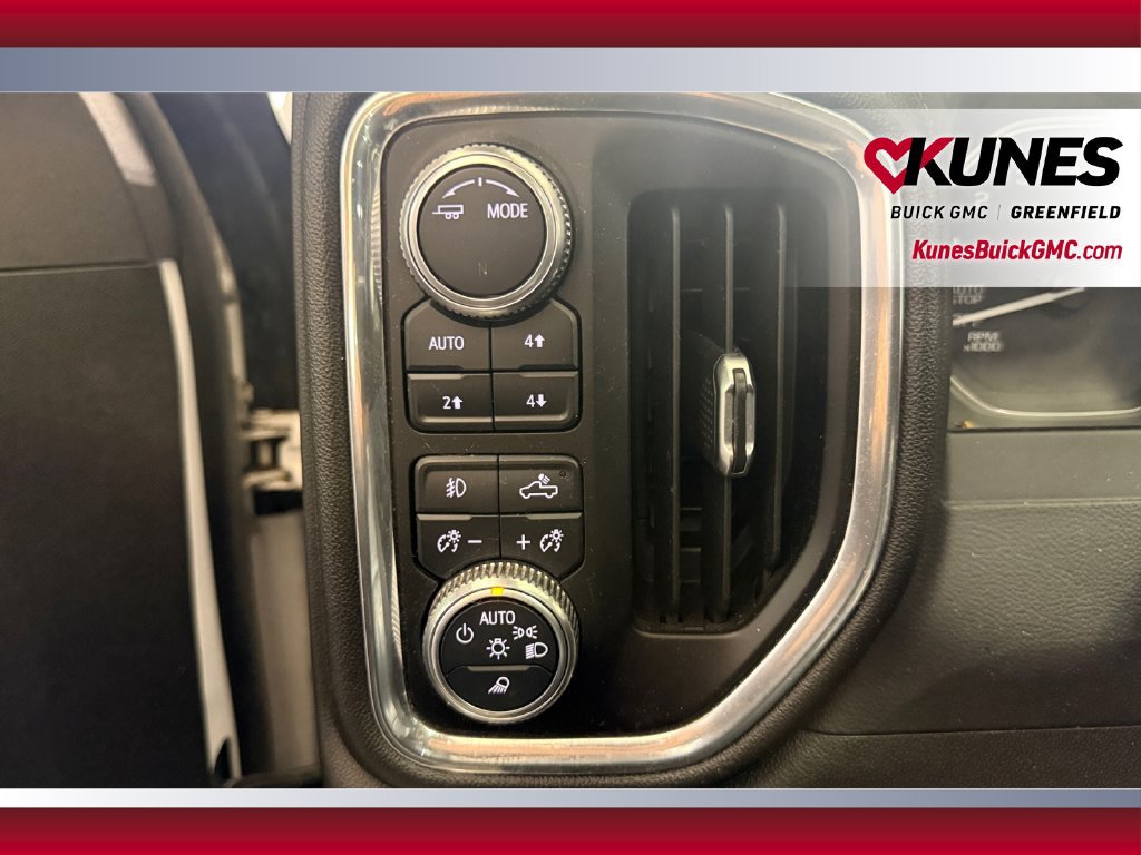 Used 2021 GMC Sierra 1500 SLT w/ SLT Premium Plus Package AWD/4WD image 19
