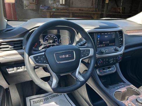 Certified 2023 GMC Acadia Denali w/ Denali Ultimate Package FWD image 21