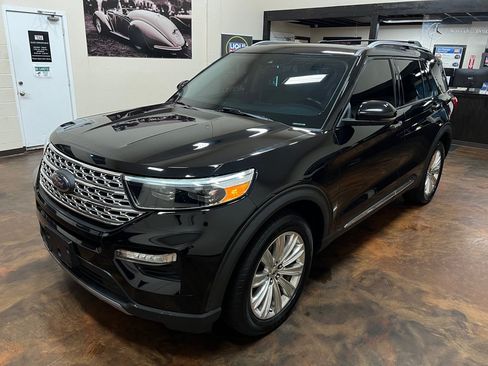 Used 2020 Ford Explorer Limited w/ Equipment Group 310A AWD/4WD image 51
