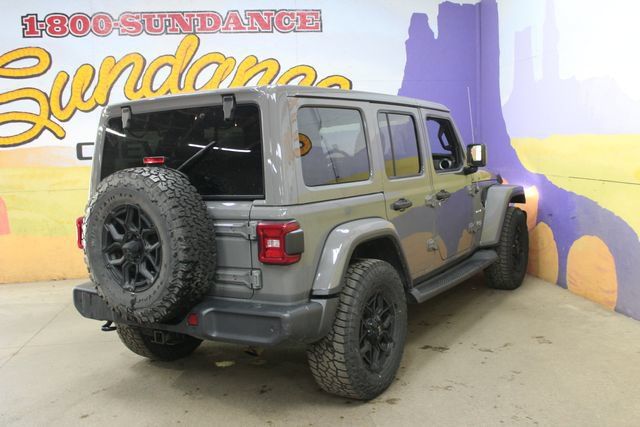 Used 2019 Jeep Wrangler Unlimited Sahara w/ Dual Top Group AWD/4WD image 8