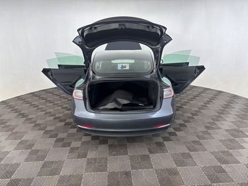 Used 2022 Tesla Model 3 Performance AWD/4WD image 16