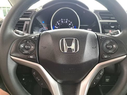 Used 2019 Honda Fit EX image 9