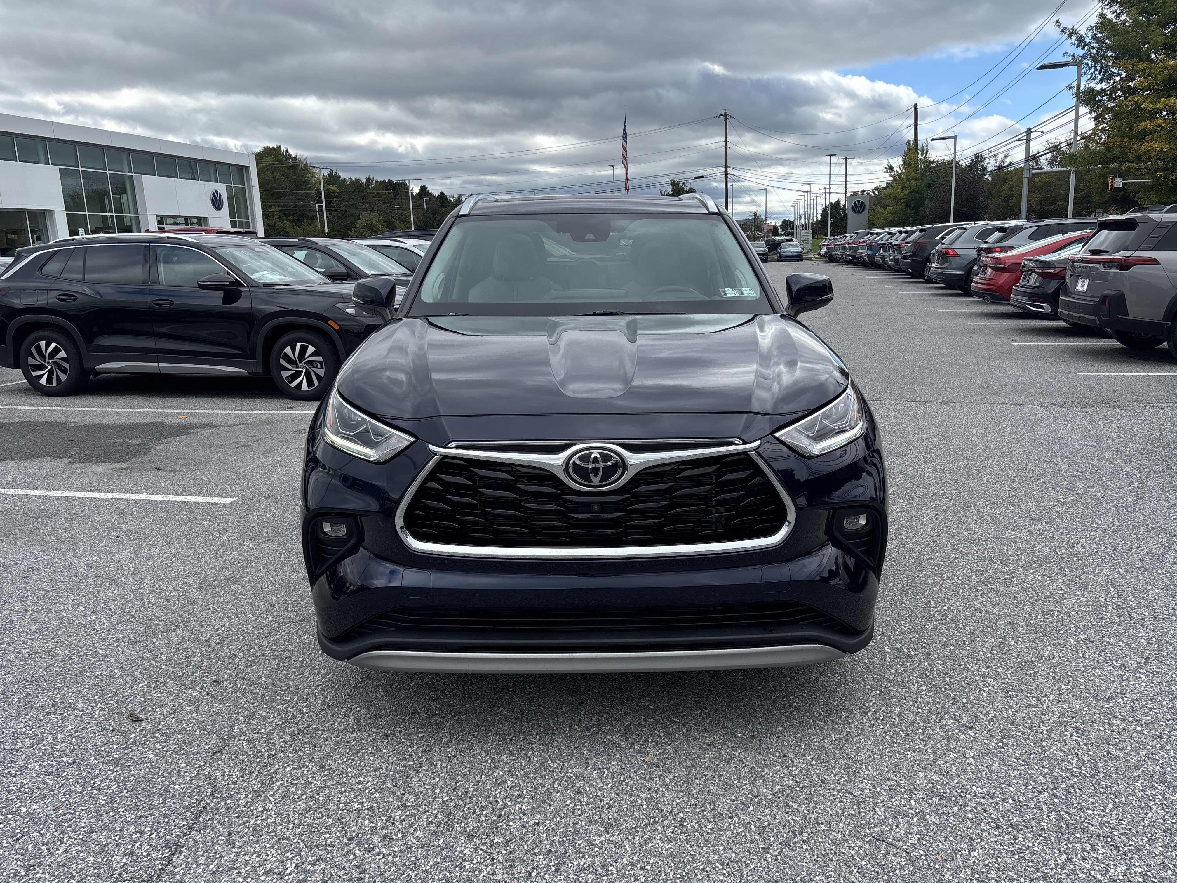 Used 2021 Toyota Highlander Platinum AWD/4WD image 20