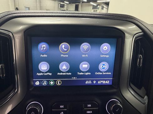 Used 2022 Chevrolet Silverado 2500 LT w/ Convenience Package image 39