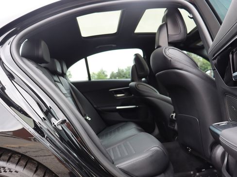 Used 2023 Mercedes-Benz C 43 AMG 4MATIC Sedan image 16