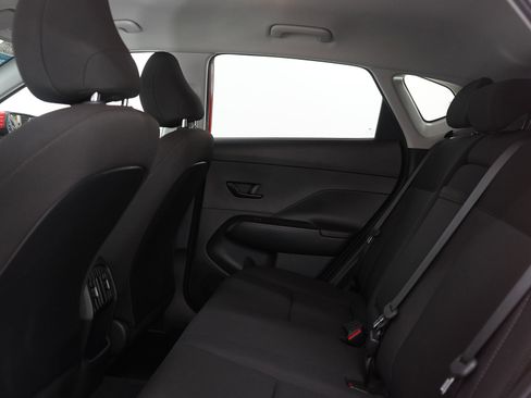 Used 2025 Hyundai Kona SEL image 19