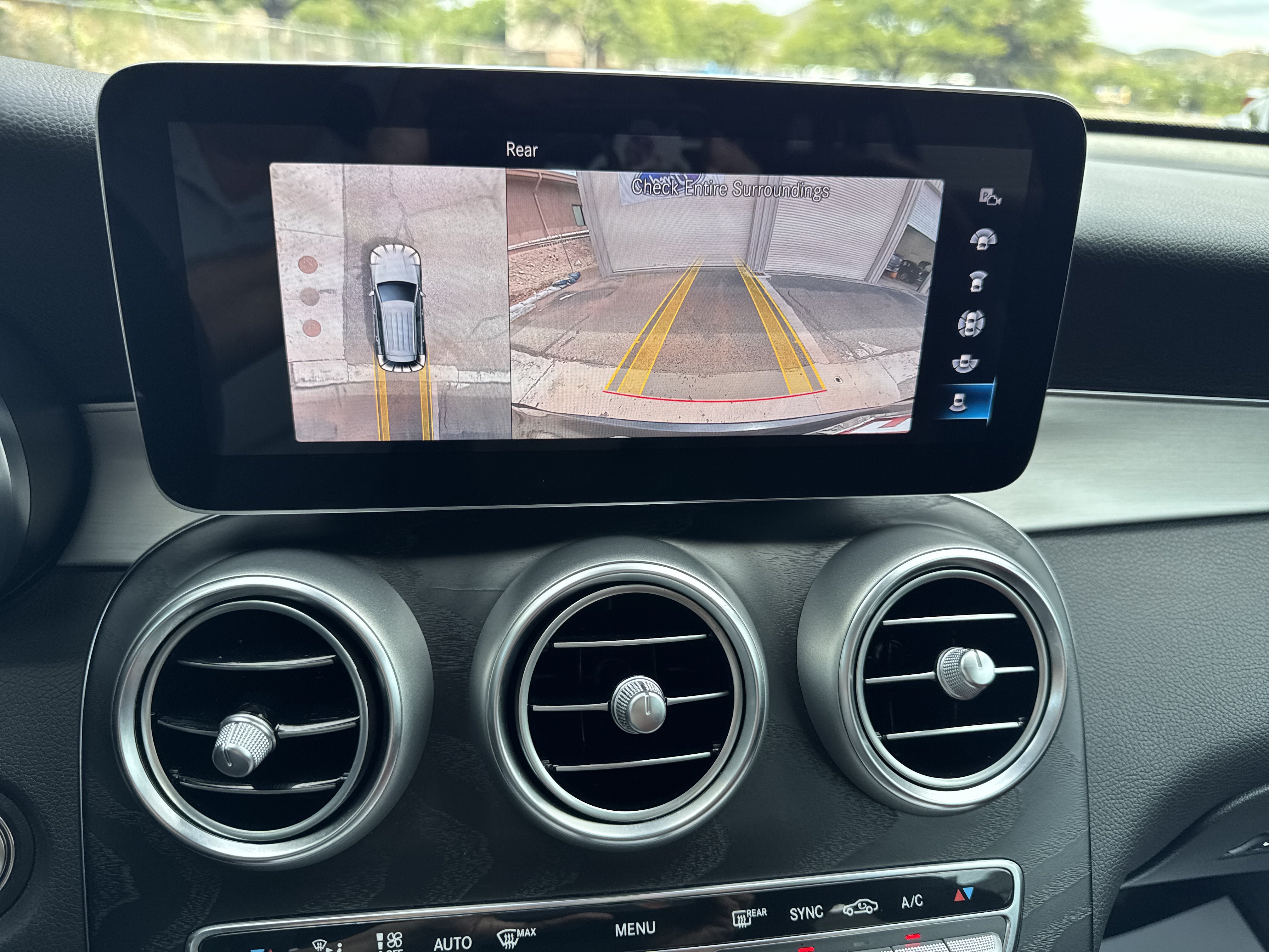 Used 2022 Mercedes-Benz GLC 300 image 22