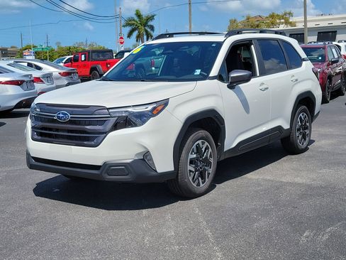 Used 2026 Subaru Forester Premium image 3