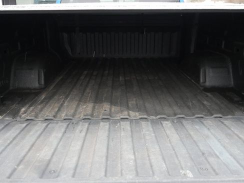 Used 2022 Chevrolet Silverado 1500 LT w/ Z71 Off-Road Package image 27