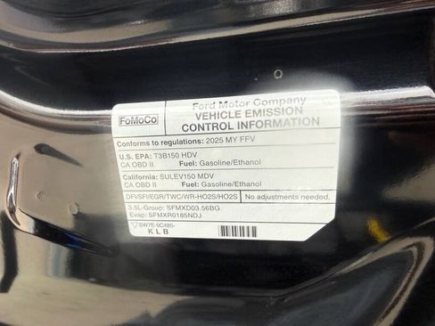 Used 2025 Ford Transit 350 XLT RWD image 18