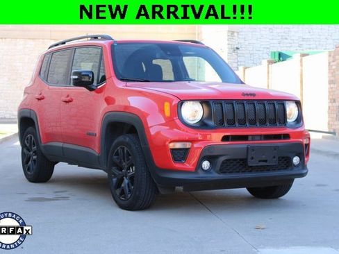 Used 2022 Jeep Renegade Altitude w/ Sun/Sound Group image 1