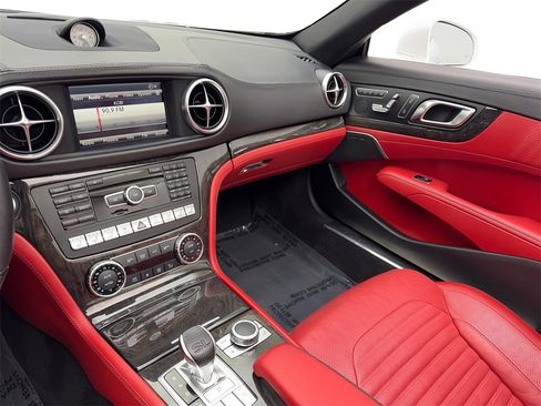 Used 2015 Mercedes-Benz SL 550 SL 550 image 45