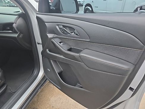 Used 2021 Chevrolet Traverse Premier w/ Redline Edition image 71