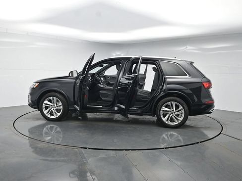 Used 2021 Audi Q7 3.0T Premium Plus w/ Premium Plus Package AWD/4WD image 41