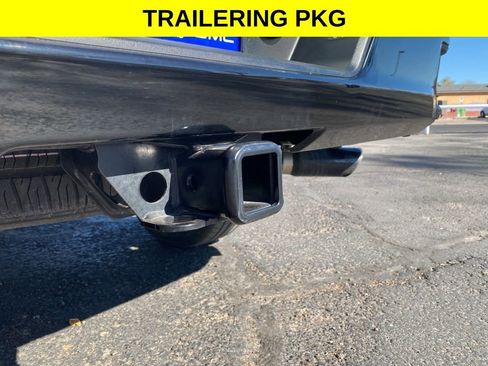 Used 2022 Chevrolet Silverado 1500 Custom Trail Boss image 9