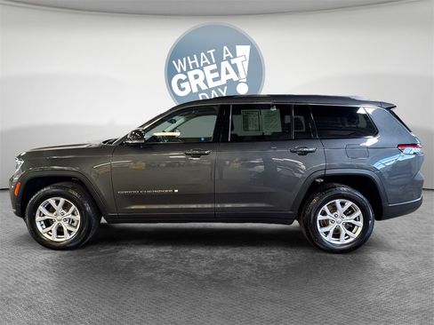 Used 2022 Jeep Grand Cherokee L Limited image 7