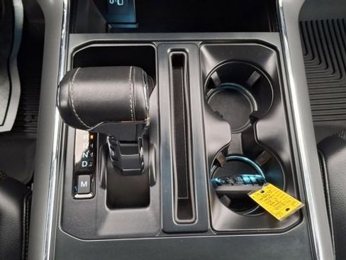 Used 2021 Ford F150 Lariat image 19