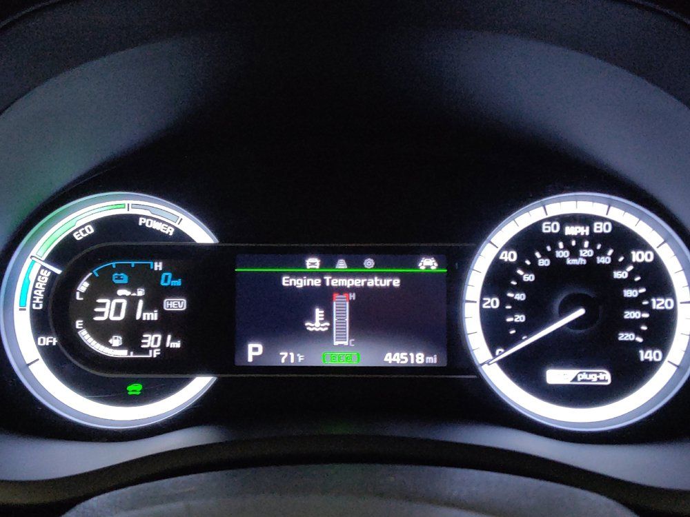 Used 2018 Kia Niro LX FWD image 23