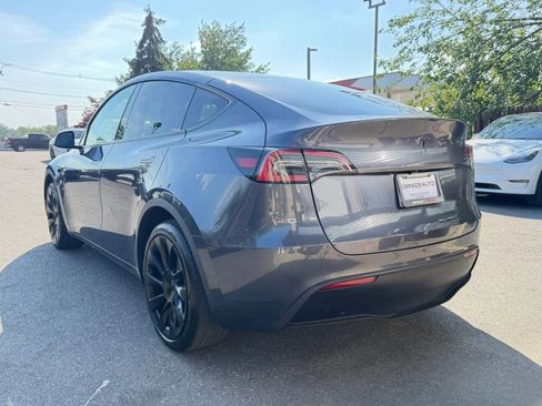 Used 2023 Tesla Model Y Long Range AWD/4WD image 7