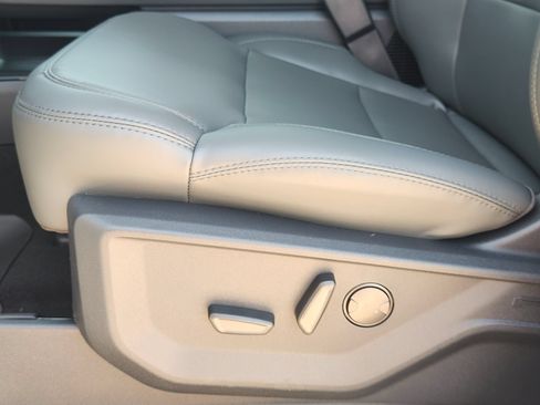 New 2027 Ford Expedition Active RWD image 21