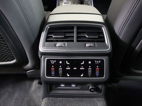 Used 2021 Audi A6 3.0T allroad Premium Plus w/ Executive Package image 24