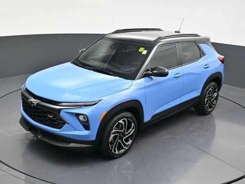 Used 2024 Chevrolet TrailBlazer RS w/ Driver Confidence Package FWD image 16