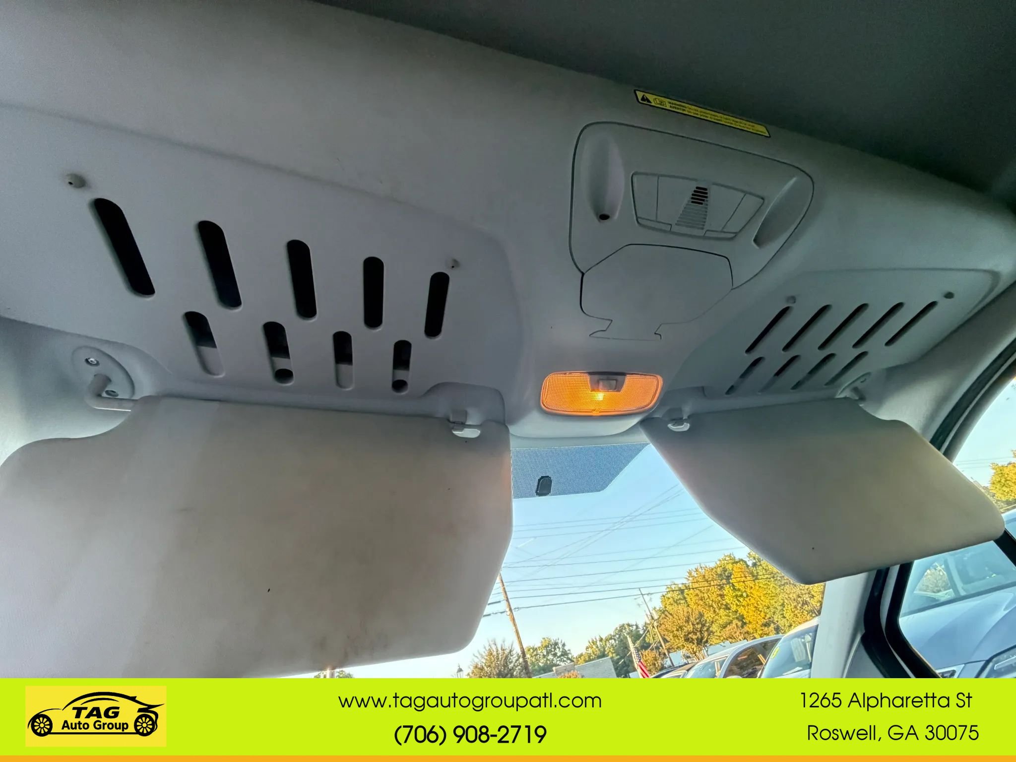 Used 2016 Ford Transit Connect XL FWD image 15